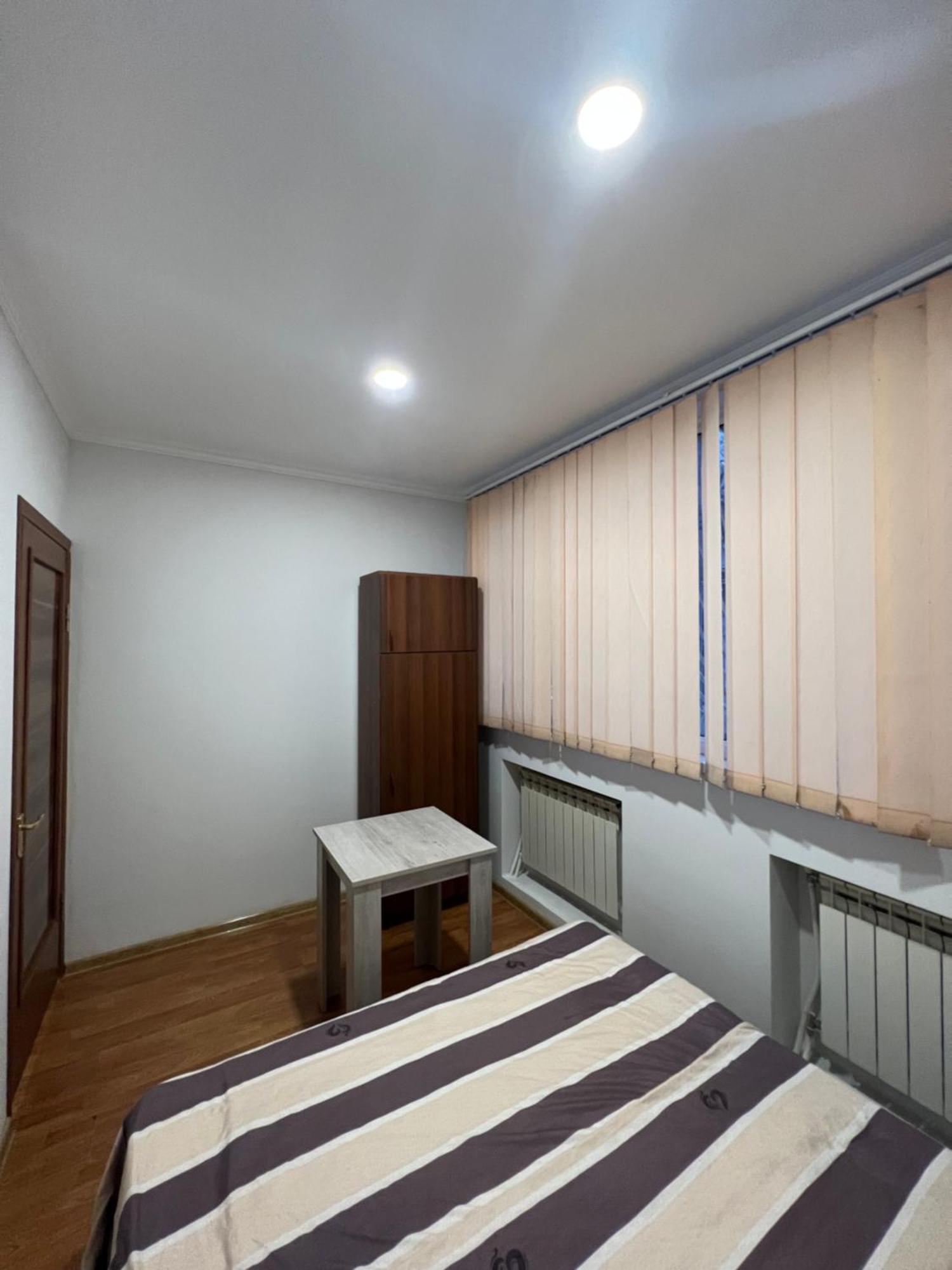Guest House Northern Avenue เยเรวาน ภายนอก รูปภาพ