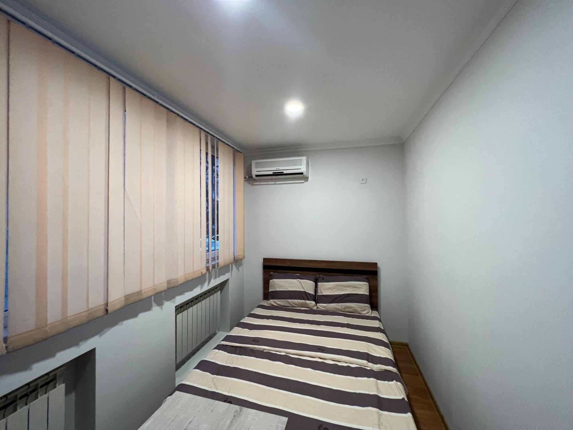 Guest House Northern Avenue เยเรวาน ภายนอก รูปภาพ